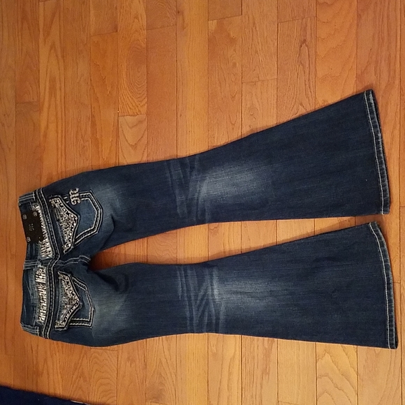 Miss me Jean's. True Ultra Low Rise. 25 Regular length. Rare find. - Picture 3 of 8